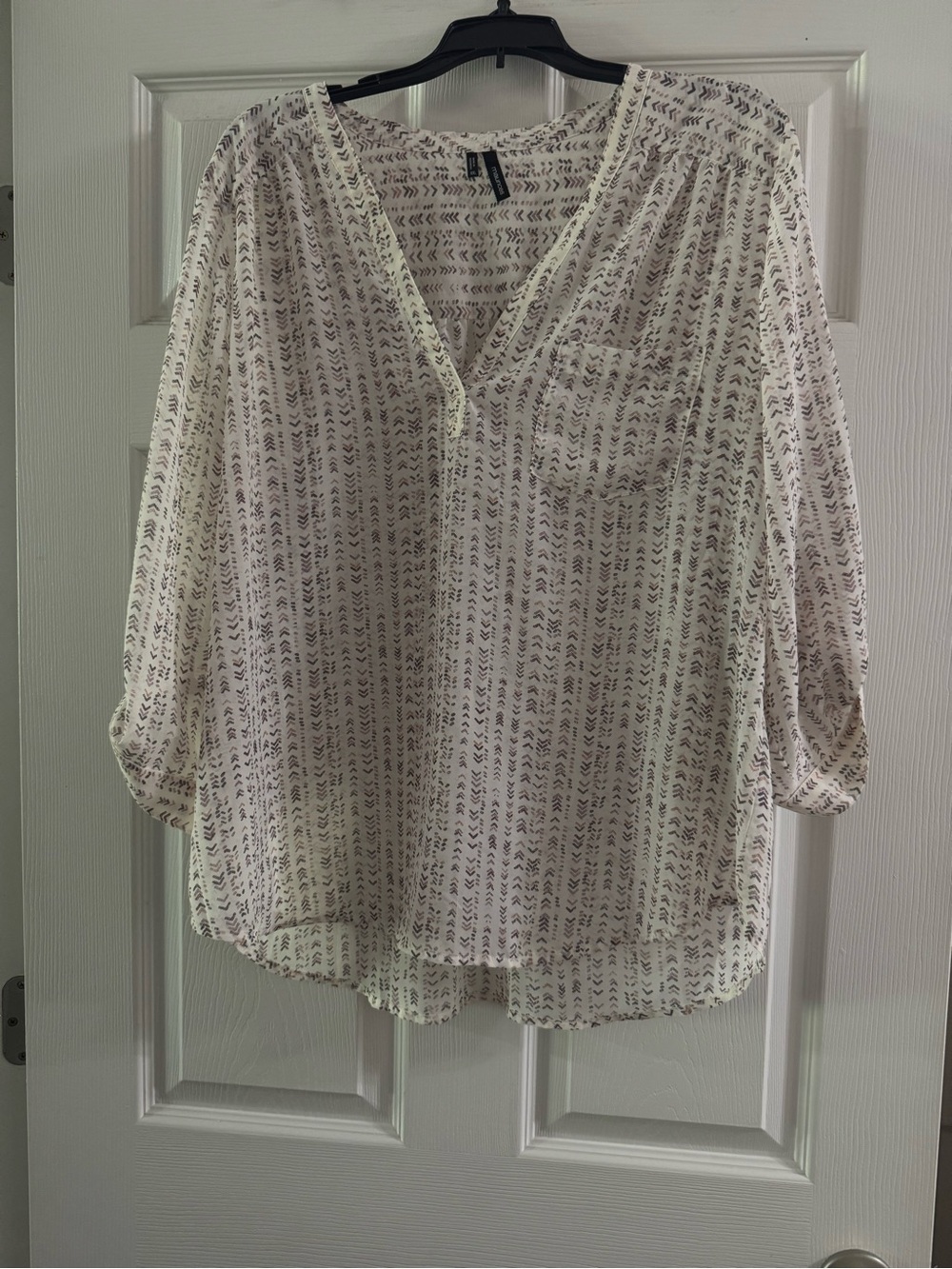 Maurices Cream V-Neck Printed Blouse with Black Motif